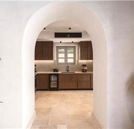 5 bedroom villa with indoor and outdoor pool in Chania town, sleeps 10